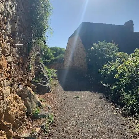 La Maison Des Remparts Berbiguières